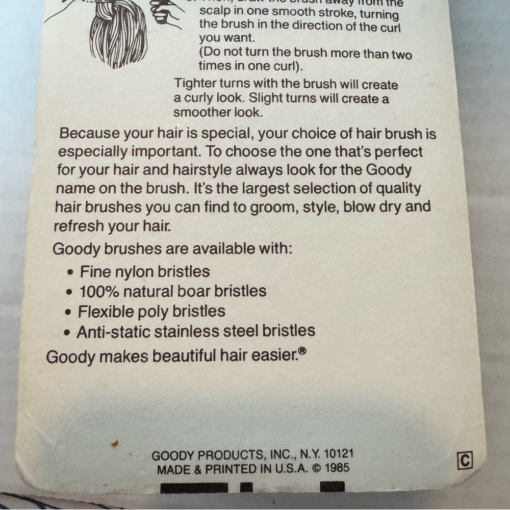 Vintage Goody Futura Round Hairbrush 1985 Comfor-Tip Bristles Red Tan Grip - Picture 14 of 14
